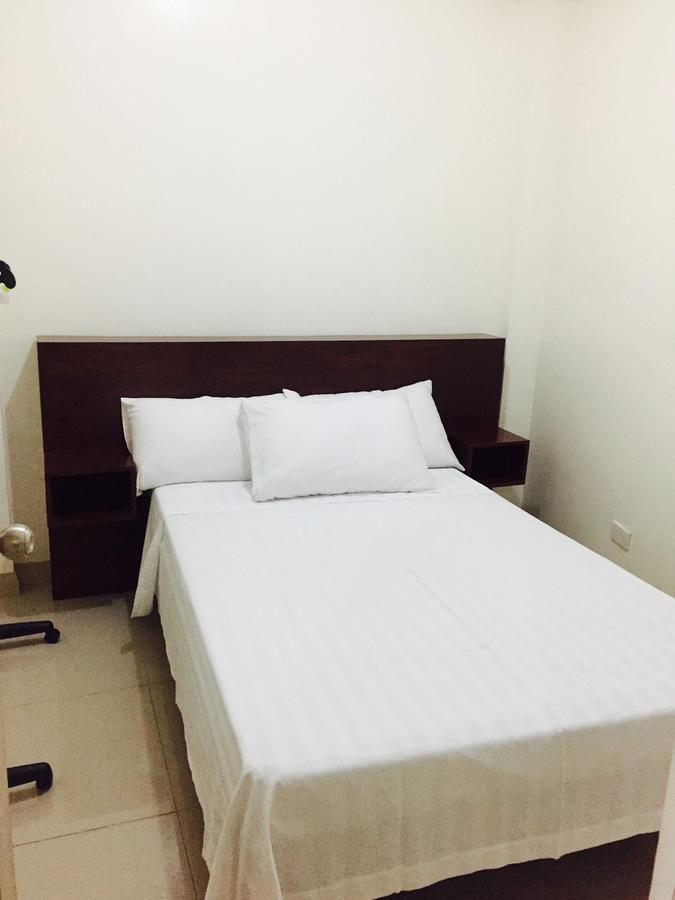 Residencia San Vicente - Pasay -Budget Hotel Manilla Buitenkant foto