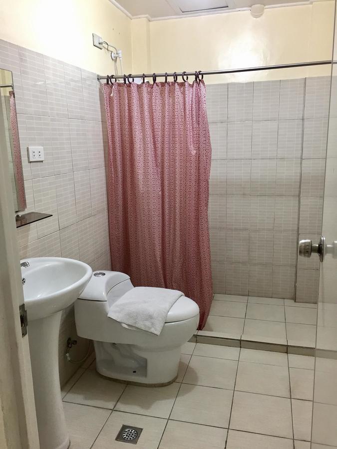 Residencia San Vicente - Pasay -Budget Hotel Manilla Buitenkant foto